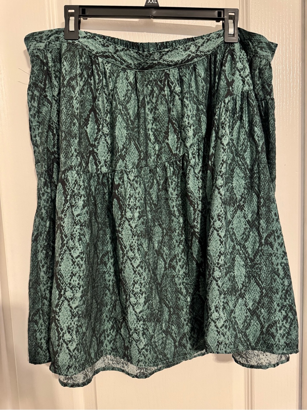 Ava & Viv Green Snake Print Midi Skirt